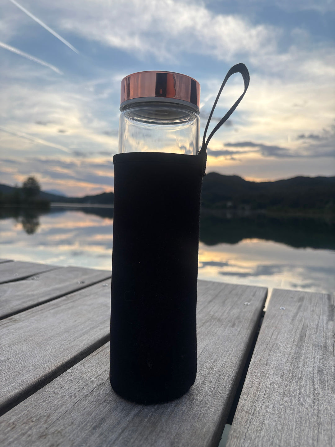 Kristall Trinkflasche mit Edelsteinen & Tee-Einsatz